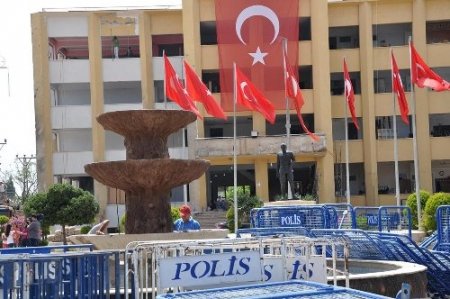 Reyhanlı Başbakan Erdoğan’ı bekliyor