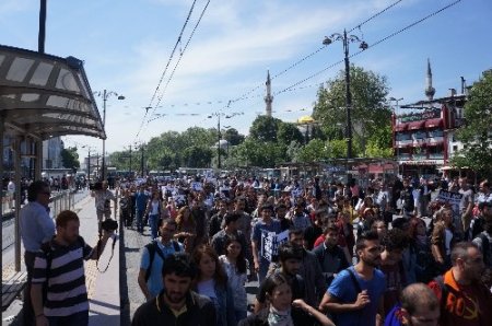 Reyhanlı protestosu için Beyazıt'tan Beşiktaş'a yürüdüler