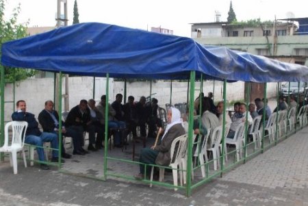 Reyhanlı'daki patlama: Ölenler toprağa veriliyor