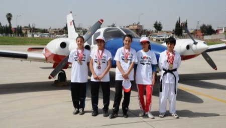 Risk Altındaki Çocuklar Uçakla Şehir Turu Attı