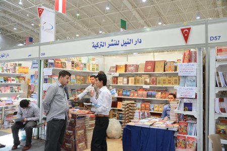 Riyad kitap fuarında Fethullah Gülen Hocaefendi'nin kitaplarına büyük ilgi