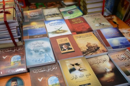 Riyad kitap fuarında Fethullah Gülen Hocaefendi'nin kitaplarına büyük ilgi