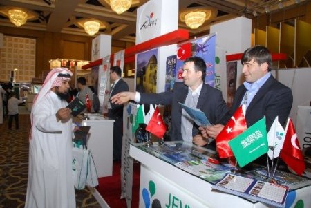 Riyad Turizm Fuarı'nda Türk firmalarına büyük ilgi