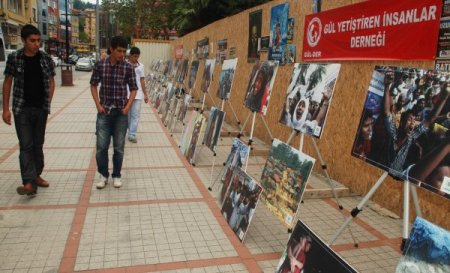 Rize’de 'Arakan Katliamı' Konulu Fotoğraf Sergisi