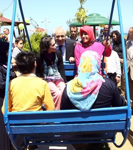 Rize’de engellilere yönelik şenlik düzenlendi