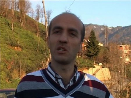 Rizeli vatandaş, otomobille dünya geri geri gitme rekorunu kırmak için çalışıyor