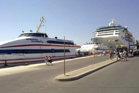 Rodos–Marmaris feribot krizi devam ediyor