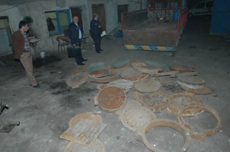 Rögar kapağı hırsızlığında akıl almaz yöntem kullanılıyor