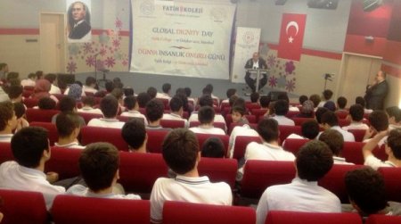 Roman Federasyonu Başkanı, öğrencilerle bir araya geldi