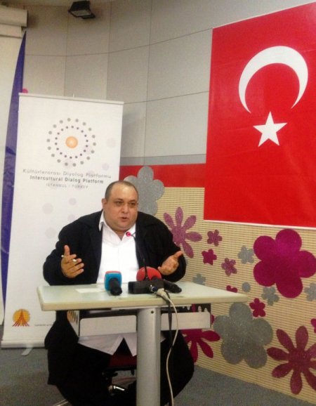 Roman Federasyonu Başkanı, öğrencilerle bir araya geldi