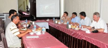 'roman Topluluklar İçin Sosyal Politika Geliştirme Projesi' Tartışıldı