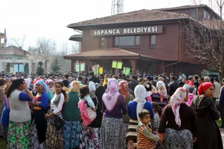 Roman vatandaşlardan kentsel dönüşüme tepki: Mağdur ediliyoruz
