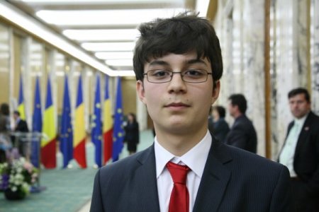 Romanya eğitim bakanından Türk okulu eğitimcilerine alkış