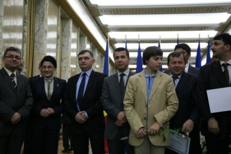 Romanya eğitim bakanından Türk okulu eğitimcilerine alkış