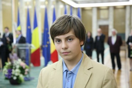 Romanya eğitim bakanından Türk okulu eğitimcilerine alkış