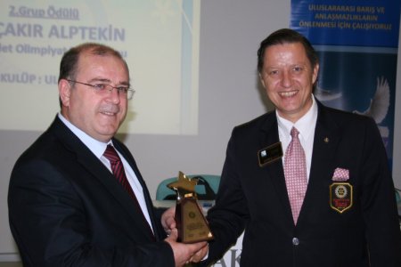 Rotaryenler meslek ödüllerini dağıttı