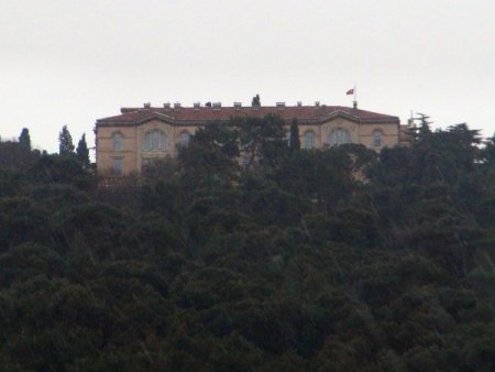 Ruhban okulunda sessiz bekleyiş