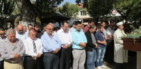 Ruhi Karakaş vefat etti