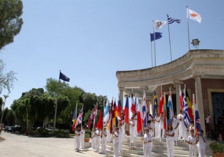 Rumların Ab Dönem Başkanlığı Bugün İtibariyle Başladı
