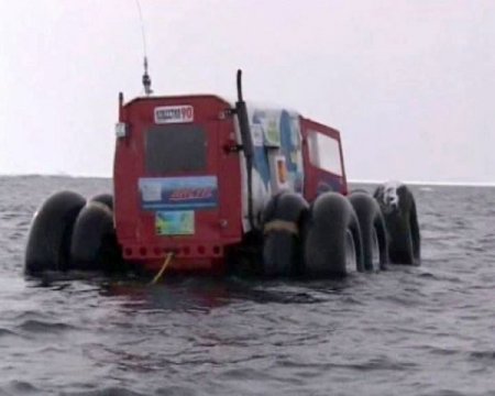 Rus Bilim Adamları Kutuplara Keşfe Çıkıyor