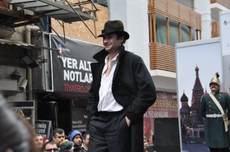 Rus edebiyatının kahramanları podyuma çıktı