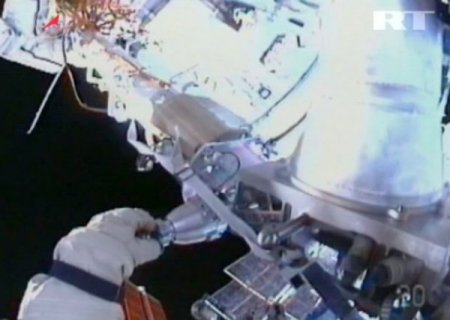 Rus Kozmonatlar Yılın İlk Uzay Yürüyüşünü Tamamladı