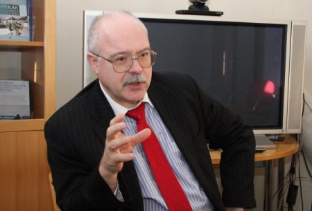 Rus Uzman: Türkiye Demokrasisi Ordunun Vesayetinden Kurtuldu(özel)