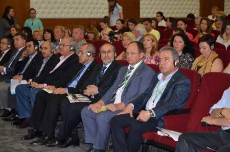Ruslar, hukuksal sorunları için konferans düzenliyor