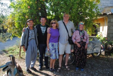 Ruslar, Türkiye'de ev almadan önce komşu almayı öğreniyor