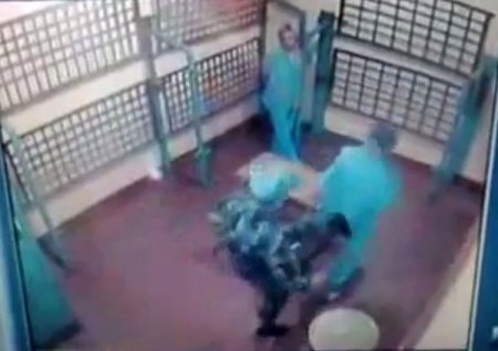 Rusya, Bayan Mahkumların Dövülmesi Görüntüsünü Konuşuyor