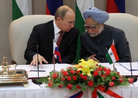 Rusya, Hindistan’a 3 milyar dolarlık savaş uçağı sattı