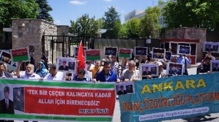 Rusya Büyükelçiliği önünde 'Medet Ünlü' protestosu