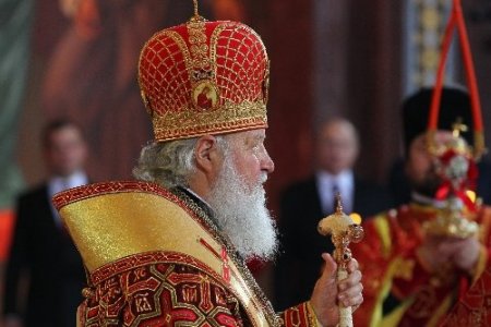 Rusya Paskalya bayramını kutluyor; Putin ve Medvedev ayinde