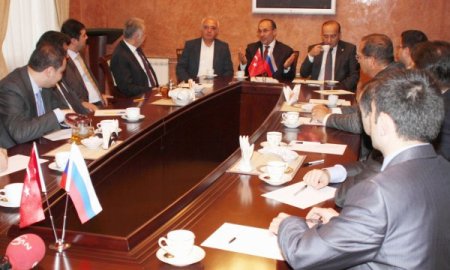 “rusya Pazarında Türk İş Dünyası Ezberini Bozmalı”