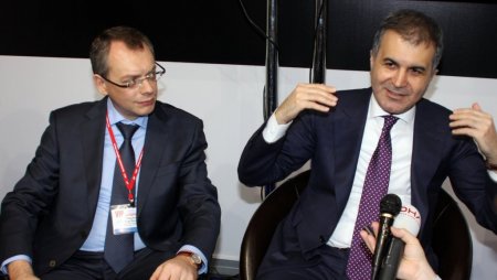 Rusya-Türkiye kültür ve turizm ilişkilerinde takım elbiseler çıkıyor