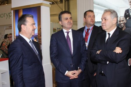 Rusya-Türkiye kültür ve turizm ilişkilerinde takım elbiseler çıkıyor