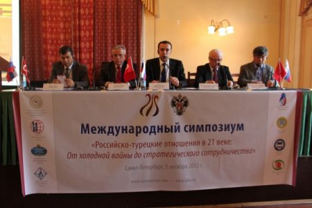 “Rusya-Türkiye stratejik işbirliği Suriye krizinden etkilenmez”