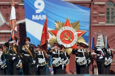 Rusya Zafer Bayramı’nı kutluyor, nükleer füzeler Kızıl Meydan’da