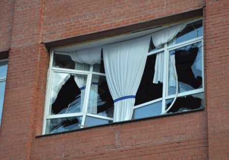 Rusya’da 200 bin metrekare cam kırıldı, “meteor parçaları” satışa çıktı