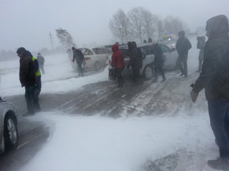 Rusya’da 7 kişi araçlarında donarak can verdi