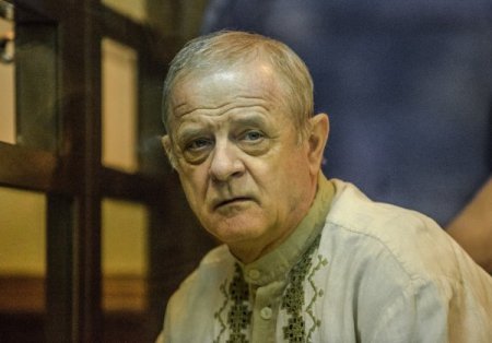 Rusya’da Albaya darbe hazırlığından 13 yıl hapis cezası