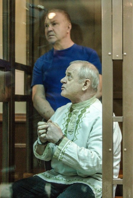 Rusya’da Albaya darbe hazırlığından 13 yıl hapis cezası