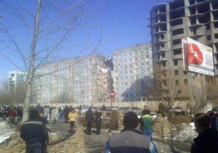 Rusya’da Dokuz Katlı Bina Çöktü: 2 Ölü, 12 Yaralı, 12 Kayıp