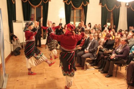 Rusya’da düzenlenen “Türkiye Festivali” de katılımcılar salona sığmadı