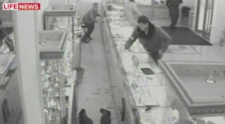 Rusya’da kuyumcu soyguncuları bu kez başaramadı