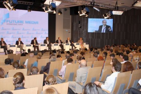 Rusya’da Medya Forumu; Geleneksel Ve “yeni Medya” Birlikte Yaşayacak