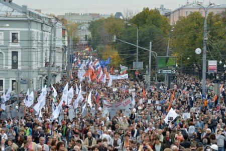 Rusya’da muhalefet yeniden sokaklarda(1)