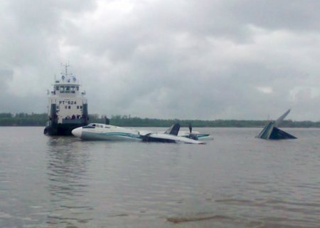 Rusya’da Nehre İnen Uçakta Ölü Sayısı 6’ya Çıktı; 21 Yaralı