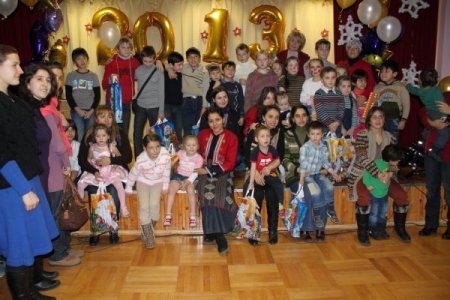 Rusya’da Türk annelerden kimsesiz çocuklara destek