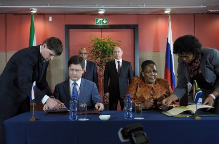 Rusya’dan Güney Afrika’ya nükleer destek